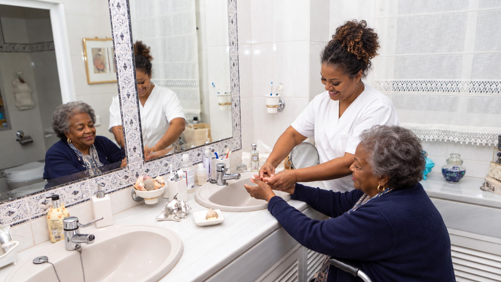 Global Handwashing Day 2026: Why Clean Hands Matter During Wound Recovery at Bronx Center